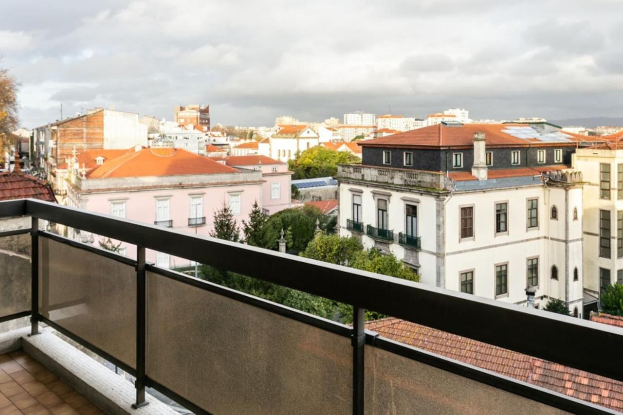 Апартаменти Aposentus - Elegant Functionality Porto Downtown Екстер'єр фото